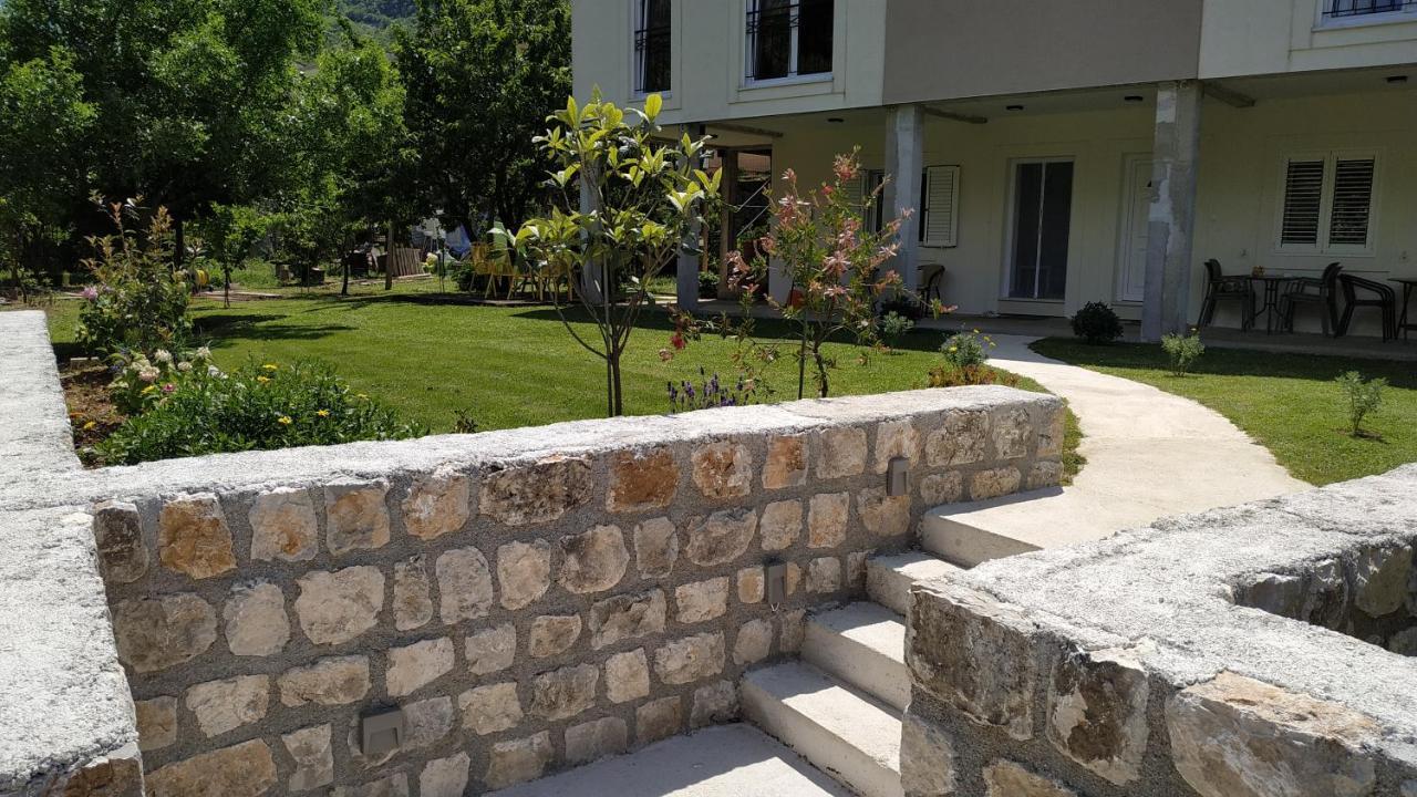 Apartments Grgurevic Kotor Ngoại thất bức ảnh